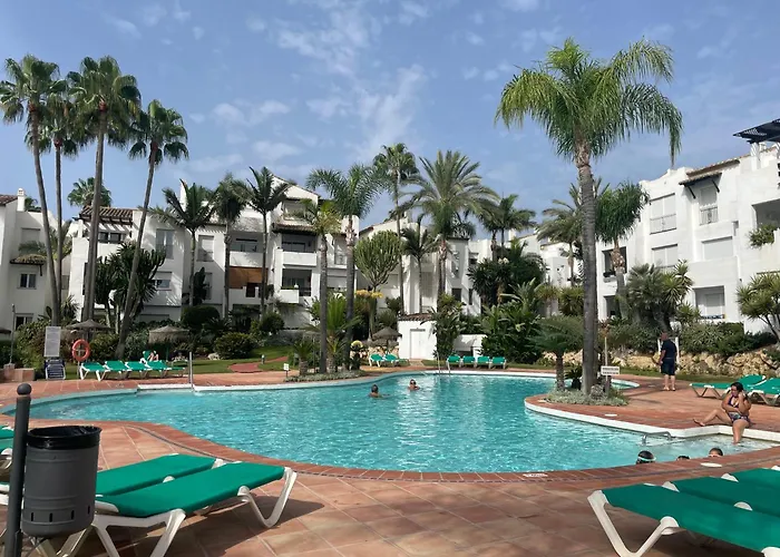 Costalita, Direct Access, Ground Floor, Salt Water Pool Appartamento Estepona