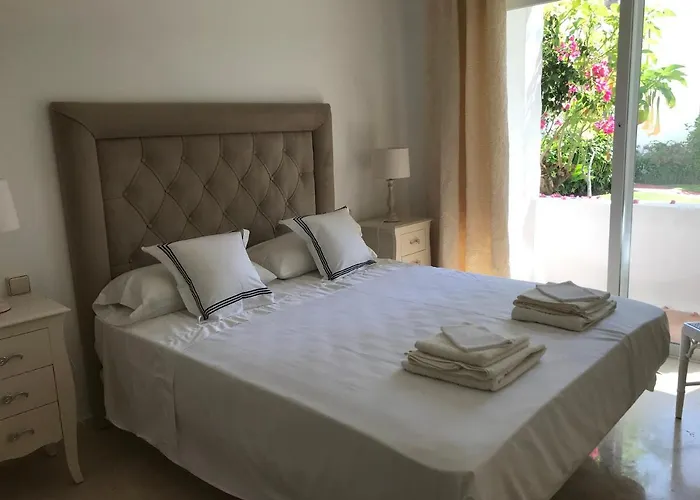 Apartment Costalita, Direct Access, Ground Floor, Salt Water Pool Estepona